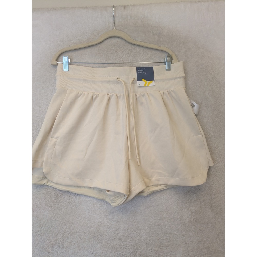 NEW Old Navy Shorts Women's Large Cream‎ Extra High-Rise Dynamic Fleece